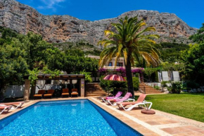 Villa Scenic by WestbeckVillas